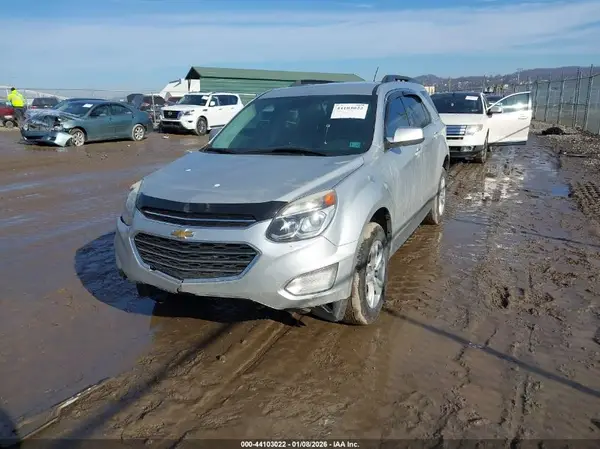 2GNFLFEK6H6134388 2017 CHEVROLET EQUINOX - Image 2