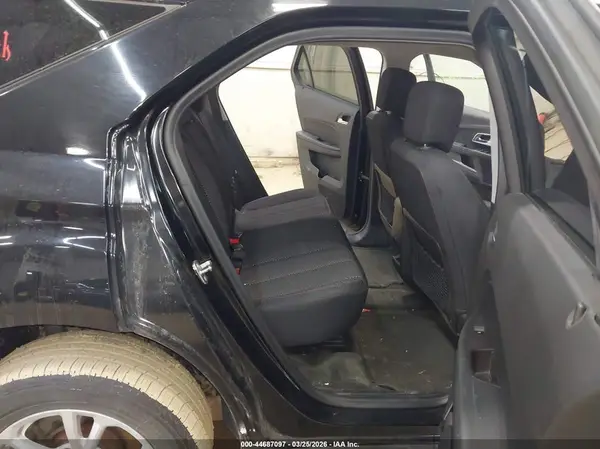 2GNFLFEK6H6136724 2017 CHEVROLET EQUINOX - Image 8