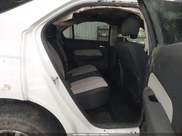 2GNFLFEK6H6214824 2017 CHEVROLET EQUINOX - Image 8