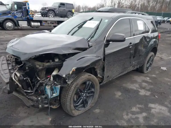 2GNFLFEK6H6232773 2017 CHEVROLET EQUINOX - Image 2