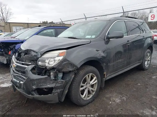 2GNFLFEK6H6264557 2017 CHEVROLET EQUINOX - Image 2