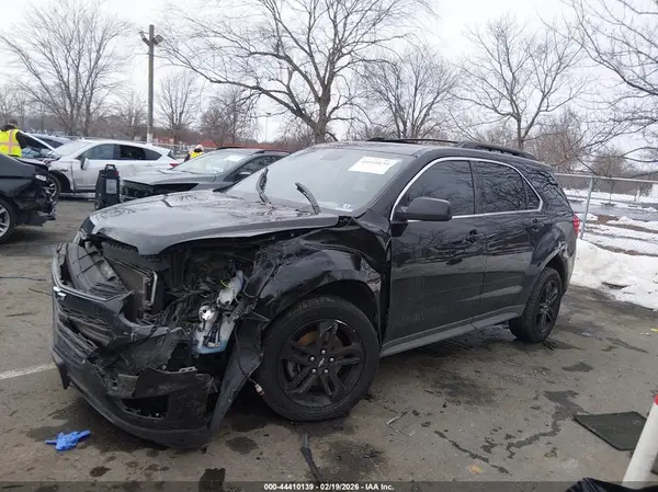 2GNFLFEK6H6270780 2017 CHEVROLET EQUINOX - Image 2
