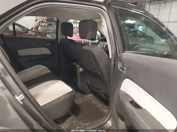 2GNFLFEK6H6299678 2017 CHEVROLET EQUINOX - Image 8