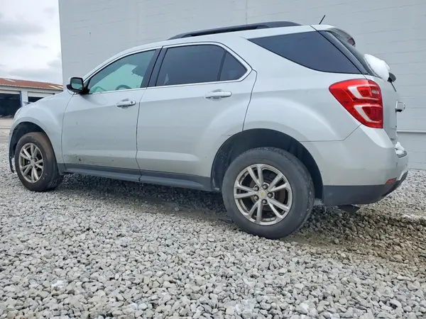 2GNFLFEK6H6339676 2017 CHEVROLET EQUINOX - Image 2