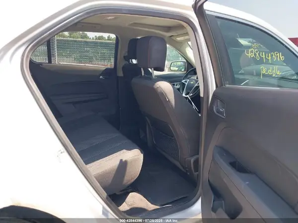 2GNFLFEK7G6122555 2016 CHEVROLET EQUINOX - Image 8