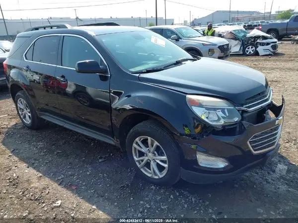 2GNFLFEK7H6128082 2017 CHEVROLET EQUINOX - Image 1