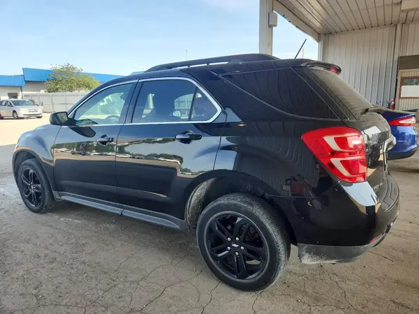 2GNFLFEK7H6205260 2017 CHEVROLET EQUINOX - Image 2