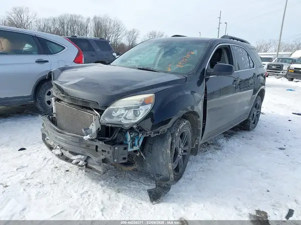 2GNFLFEK7H6258072 2017 CHEVROLET EQUINOX - Image 2