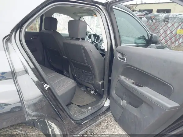 2GNFLFEK7H6271811 2017 CHEVROLET EQUINOX - Image 8