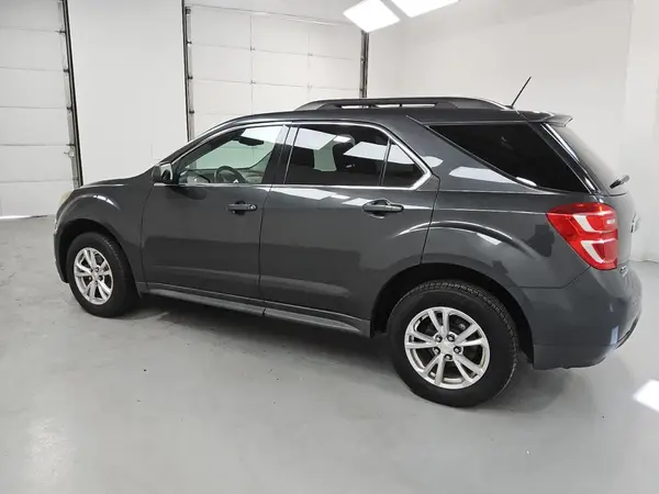 2GNFLFEK7H6323180 2017 CHEVROLET EQUINOX - Image 2