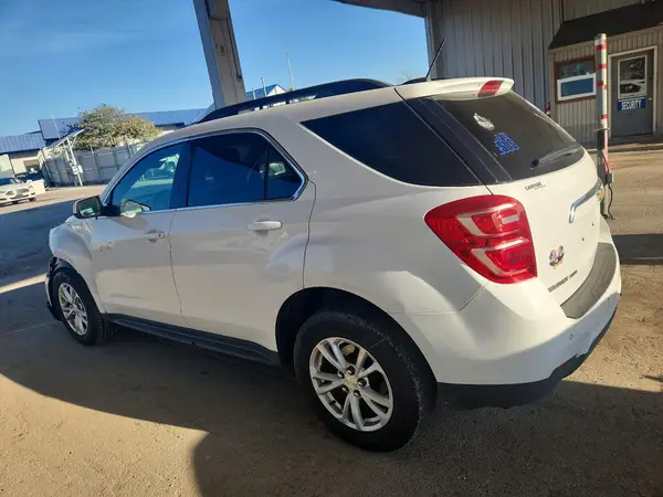 2GNFLFEK7H6334745 2017 CHEVROLET EQUINOX - Image 2