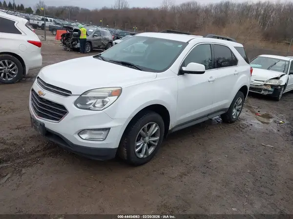 2GNFLFEK8H6265726 2017 CHEVROLET EQUINOX - Image 2
