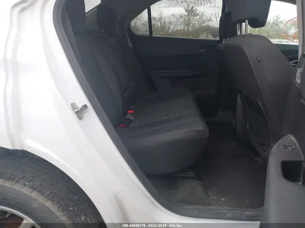 2GNFLFEK8H6300247 2017 CHEVROLET EQUINOX - Image 8