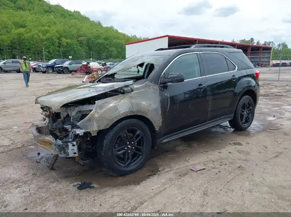 2GNFLFEK9H6264536 2017 CHEVROLET EQUINOX - Image 2