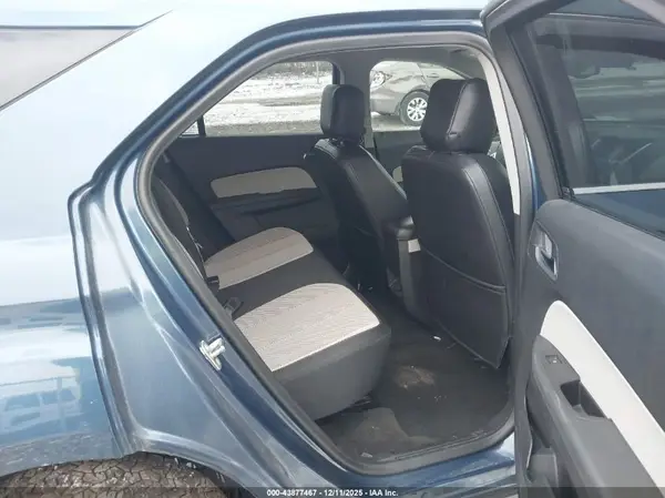 2GNFLFEKXH6185960 2017 CHEVROLET EQUINOX - Image 8