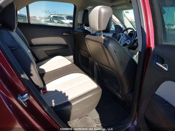 2GNFLGE37G6182379 2016 CHEVROLET EQUINOX - Image 8