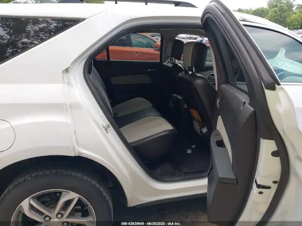 2GNFLGE38G6203675 2016 CHEVROLET EQUINOX - Image 8