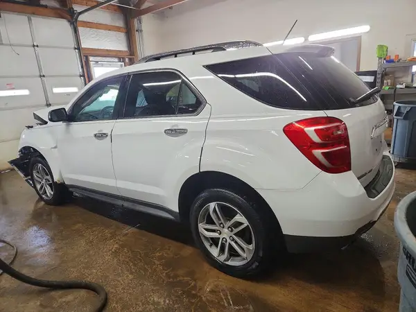 2GNFLGE38H6212829 2017 CHEVROLET EQUINOX - Image 2