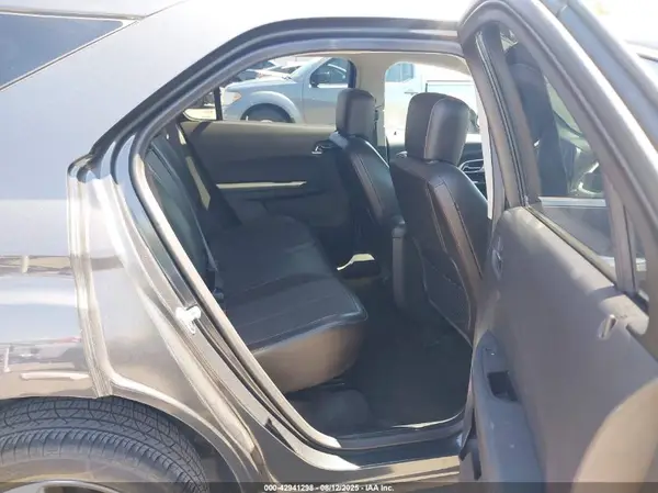 2GNFLGEK6H6110355 2017 CHEVROLET EQUINOX - Image 8