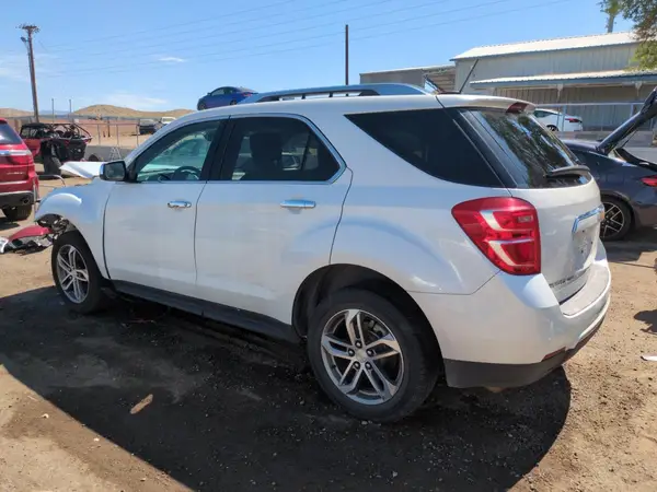 2GNFLGEKXH6197743 2017 CHEVROLET EQUINOX - Image 2