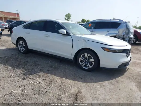 2HGFB2E53CH030485 2023 HONDA ACCORD - Image 1