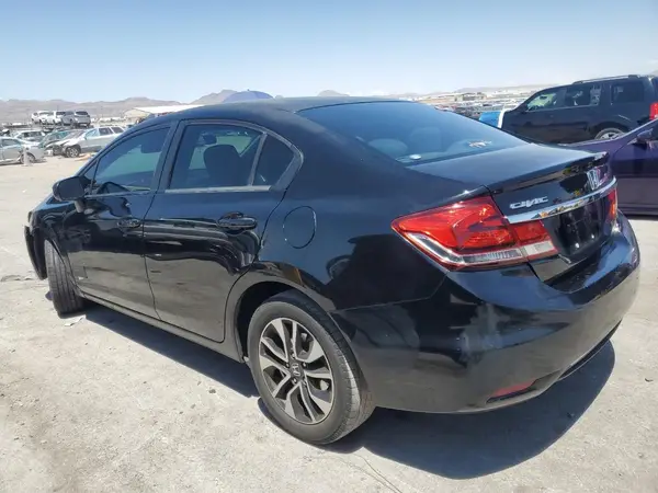 2HGFB2F83FH530353 2019 HONDA CIVIC - Image 2