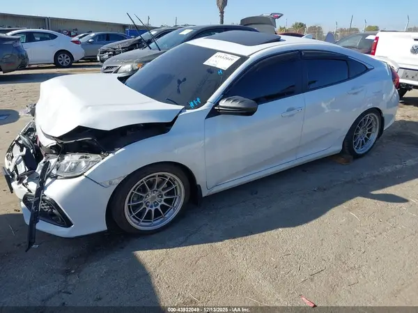 2HGFC1E51KH705742 2019 HONDA CIVIC - Image 2
