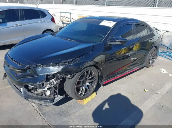 2HGFC1E52JH708244 2018 HONDA CIVIC - Image 2