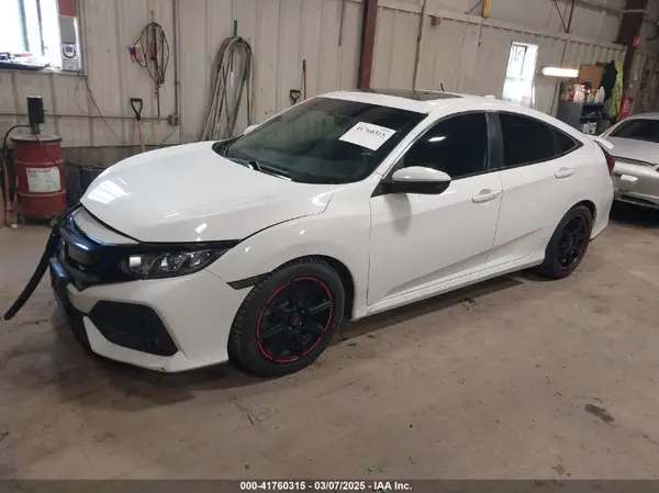 2HGFC1E53KH704219 2019 HONDA CIVIC - Image 2