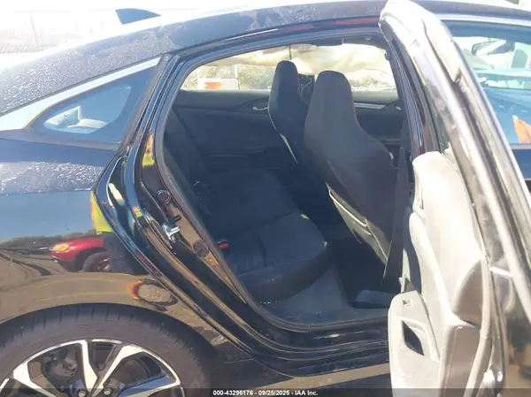 2HGFC1E54HH705100 2017 HONDA CIVIC - Image 8