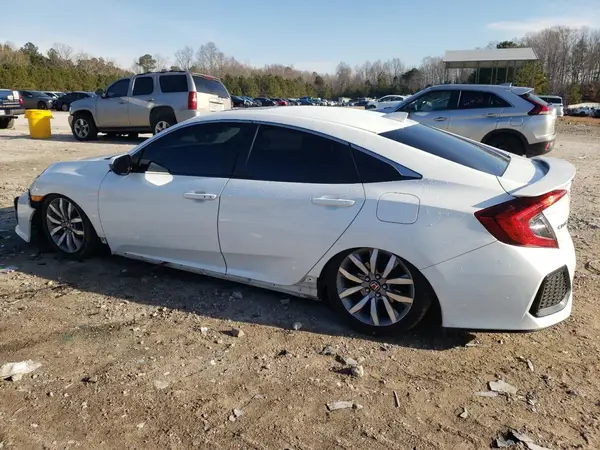 2HGFC1E55JH703135 2018 HONDA CIVIC - Image 2