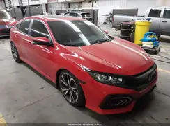 2HGFC1E55JH709517 2018 HONDA CIVIC
