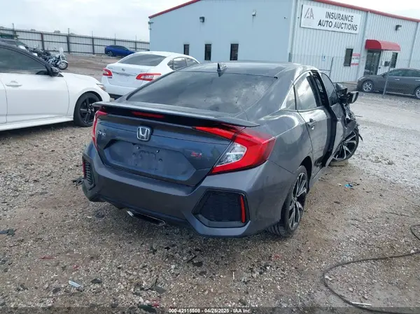 2019 HONDA CIVIC IAAI lot 42115508 auction photo 4