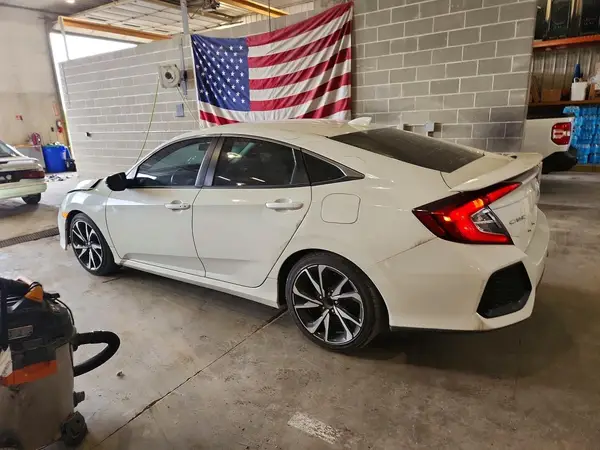 2HGFC1E56JH702415 2018 HONDA CIVIC - Image 2