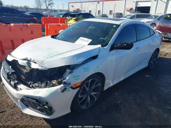 2HGFC1E56JH706366 2018 HONDA CIVIC - Image 2