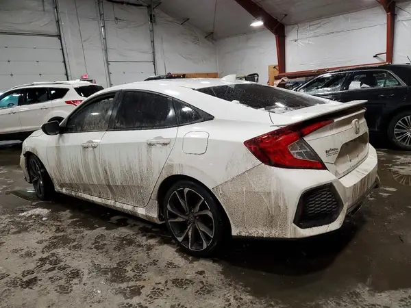 2HGFC1E57JH704237 2018 HONDA CIVIC - Image 2