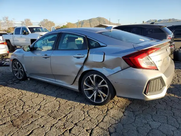 2HGFC1E57JH705002 2018 HONDA CIVIC - Image 2
