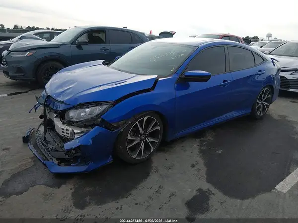 2HGFC1E58JH702755 2018 HONDA CIVIC - Image 2