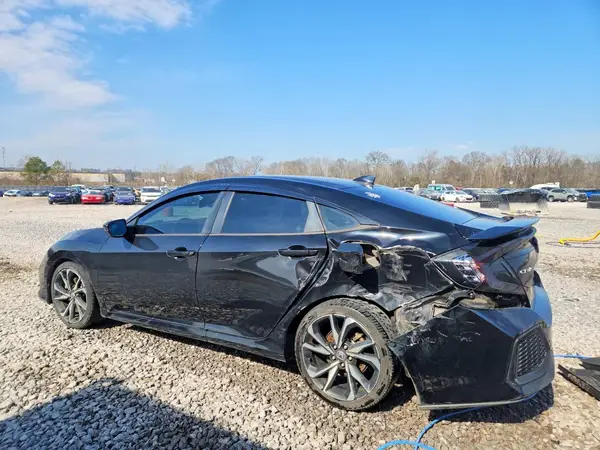 2HGFC1E58JH705901 2018 HONDA CIVIC - Image 2