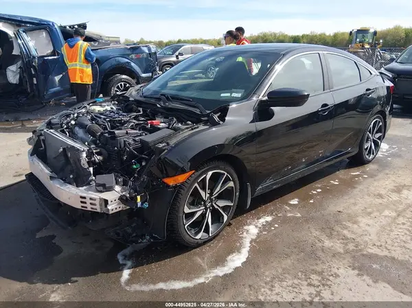 2HGFC1E59JH700884 2018 HONDA CIVIC - Image 2