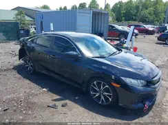 2HGFC1E59JH702067 2018 HONDA CIVIC