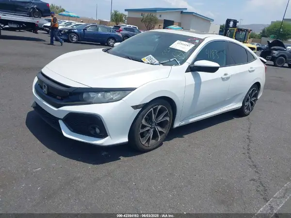 2HGFC1E59JH703722 2018 HONDA CIVIC - Image 2
