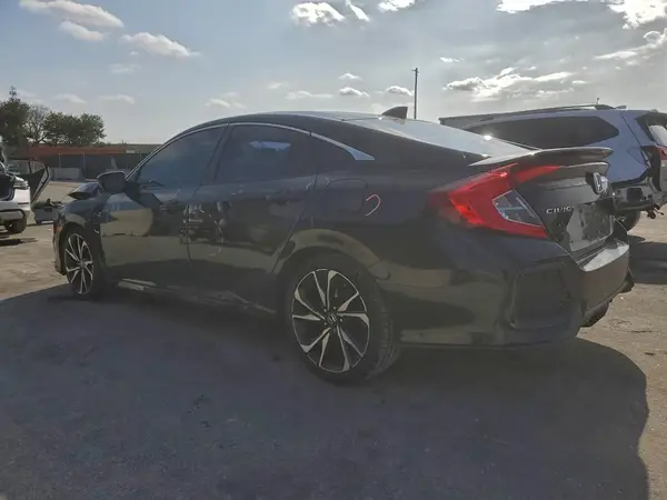 2HGFC1E59JH704076 2018 HONDA CIVIC - Image 2