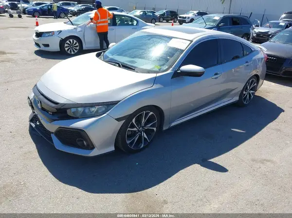 2HGFC1E59KH704712 2019 HONDA CIVIC - Image 2