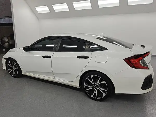 2HGFC1E5XJH702787 2018 HONDA CIVIC - Image 2