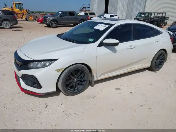 2HGFC1E5XJH704152 2018 HONDA CIVIC - Image 2