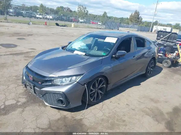 2HGFC1E5XJH706001 2018 HONDA CIVIC - Image 2