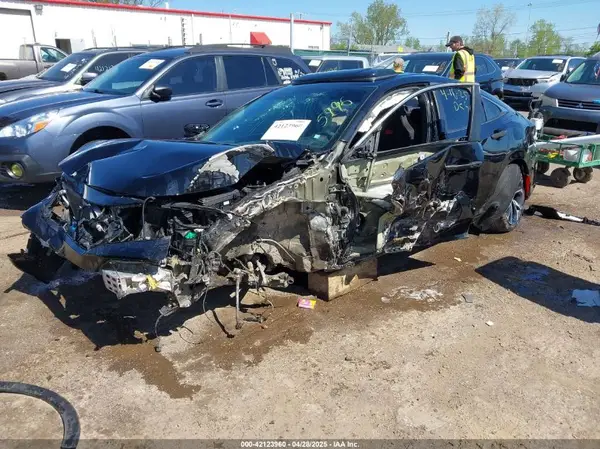 2HGFC1E5XKH705996 2019 HONDA CIVIC - Image 2
