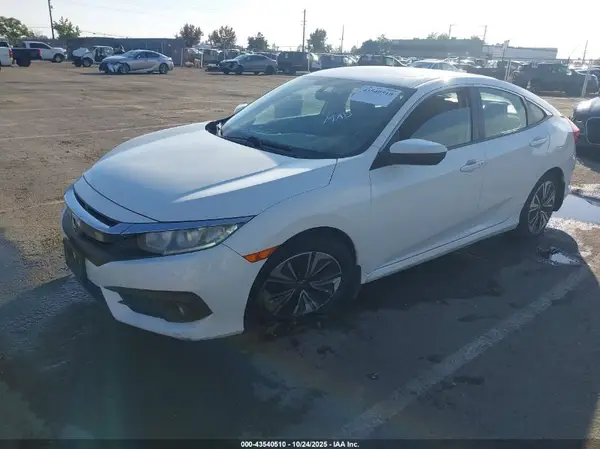 2HGFC1F30HH639741 2017 HONDA CIVIC - Image 2