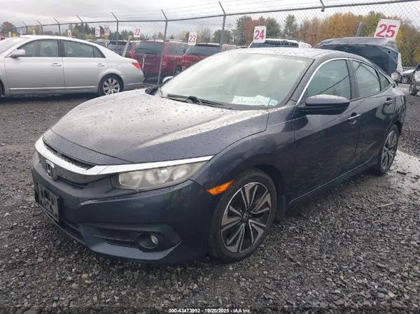 2HGFC1F30HH639979 2017 HONDA CIVIC - Image 2